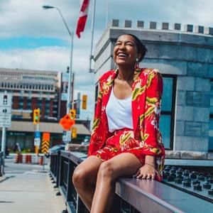 Meet your Posher, Romi